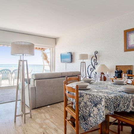 Le Balcon Sur La Baie - Welkeys Apartment Cagnes-sur-Mer Luaran gambar